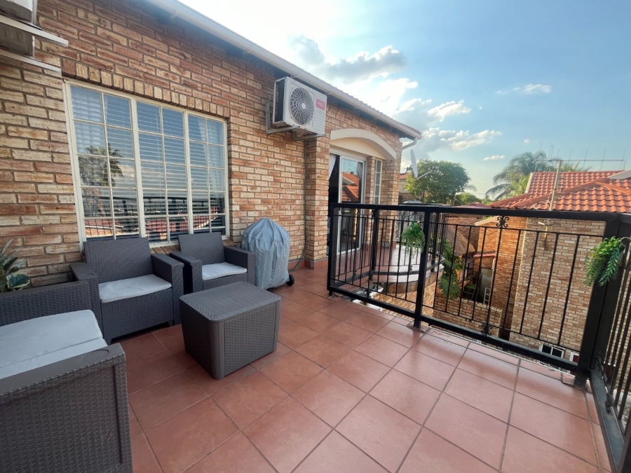 4 Bedroom Property for Sale in Safari Gardens North West